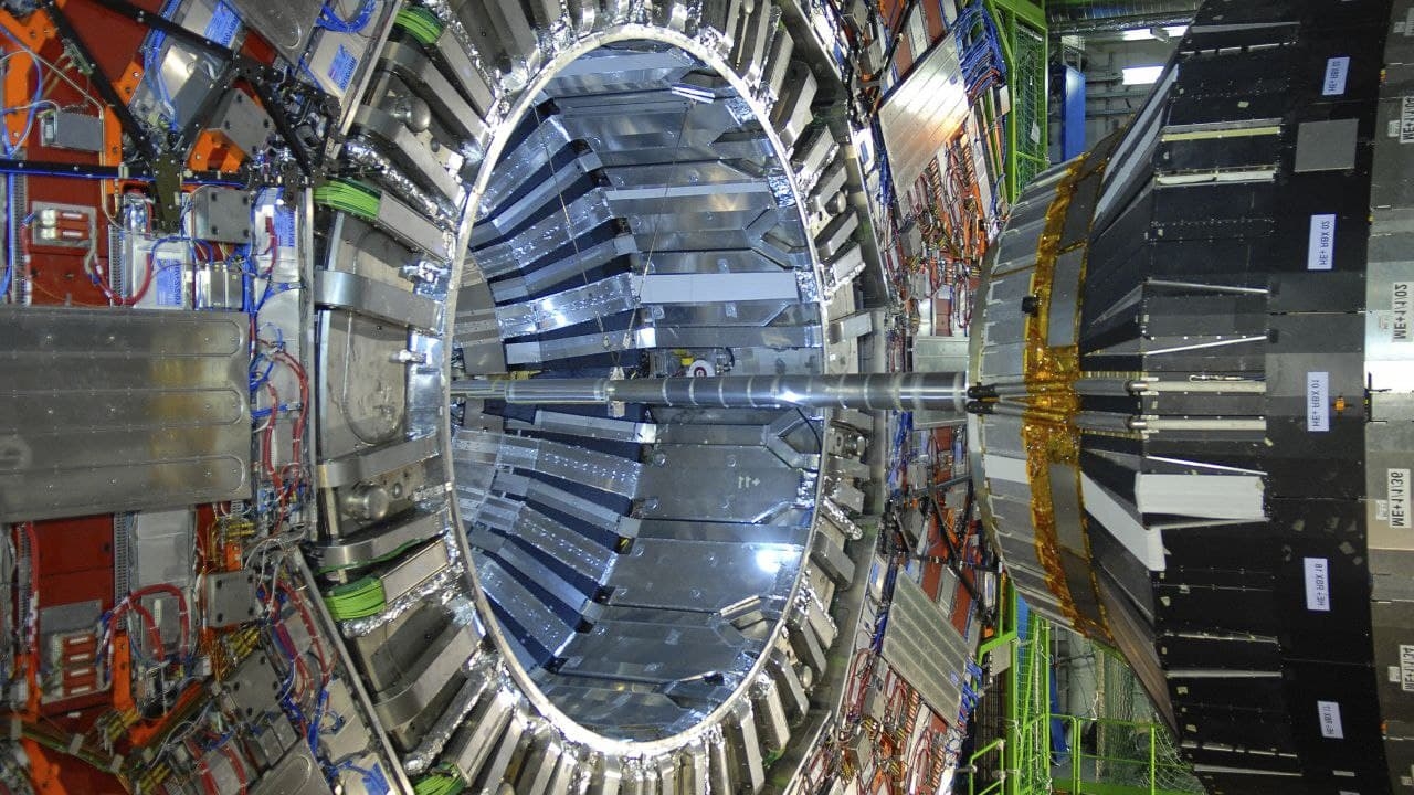 CERN photo_2021-03-29_10-40-43.jpg