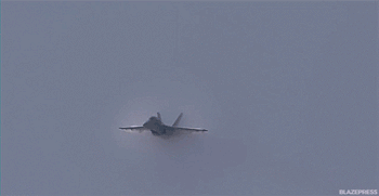 GOING SUPERSONICmsBbwBK8d6jl2mxhhJv_17_778145e9269f3c97b621a96cedec1ca6_image_original.gif